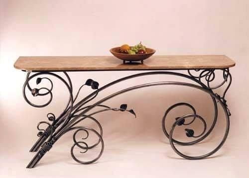 Decora el interior del hogar con hierro forjado