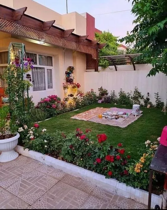 13 ideas para decorar tu patio con arbustos