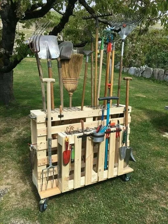 Ideas para Mantener Ordenada tus Herramientas de Jardinería